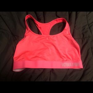 NWOT Victoria’s Secret Sports Bra Size XL